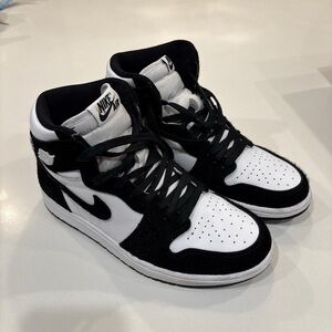 Women’s Retro Jordan 1s Twists